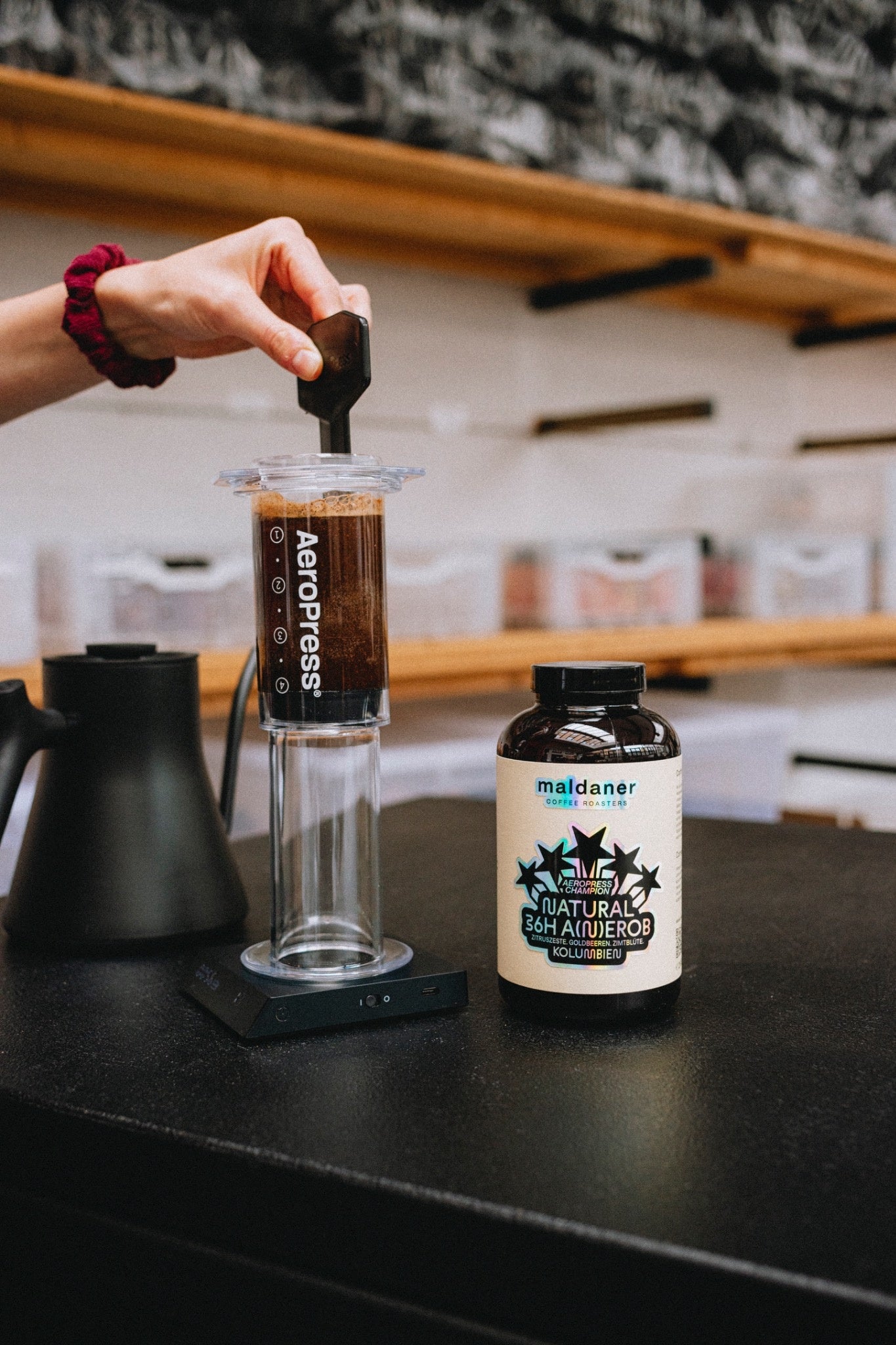 Aeropress Bundle (250g Aeropress Champion + Clear Aeropress)